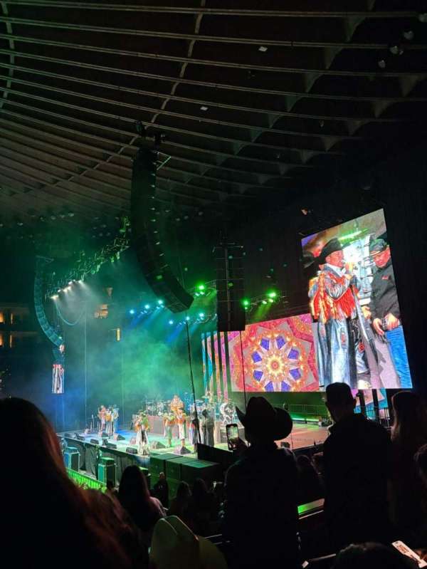 Oakland Arena, section: 127