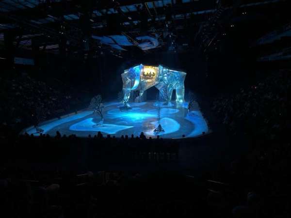 Comerica Center, section: 126, row: M, seat: 7