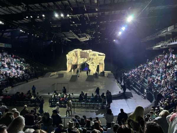 Comerica Center, section: 126, row: M, seat: 9