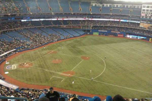 Rogers Centre, section: 515, row: 20, seat: 21