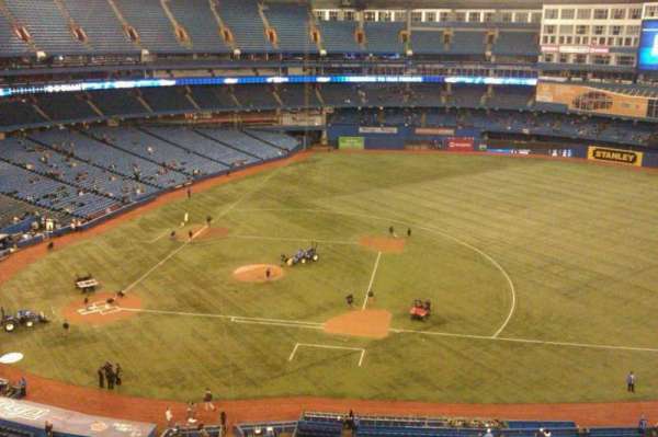 Rogers Centre, section: 517, row: 6, seat: 13