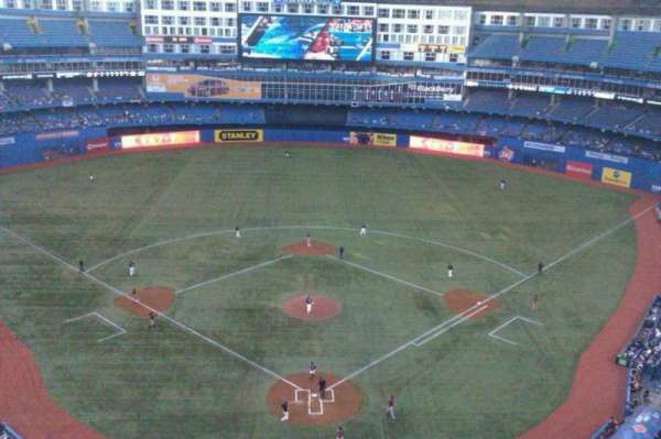 Rogers Centre, section: 524, row: 11, seat: 7