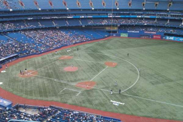 Rogers Centre, section: 515, row: 7, seat: 15