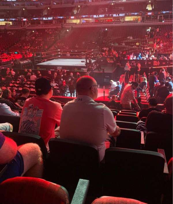 United Center, section: 122, row: 10, seat: 5