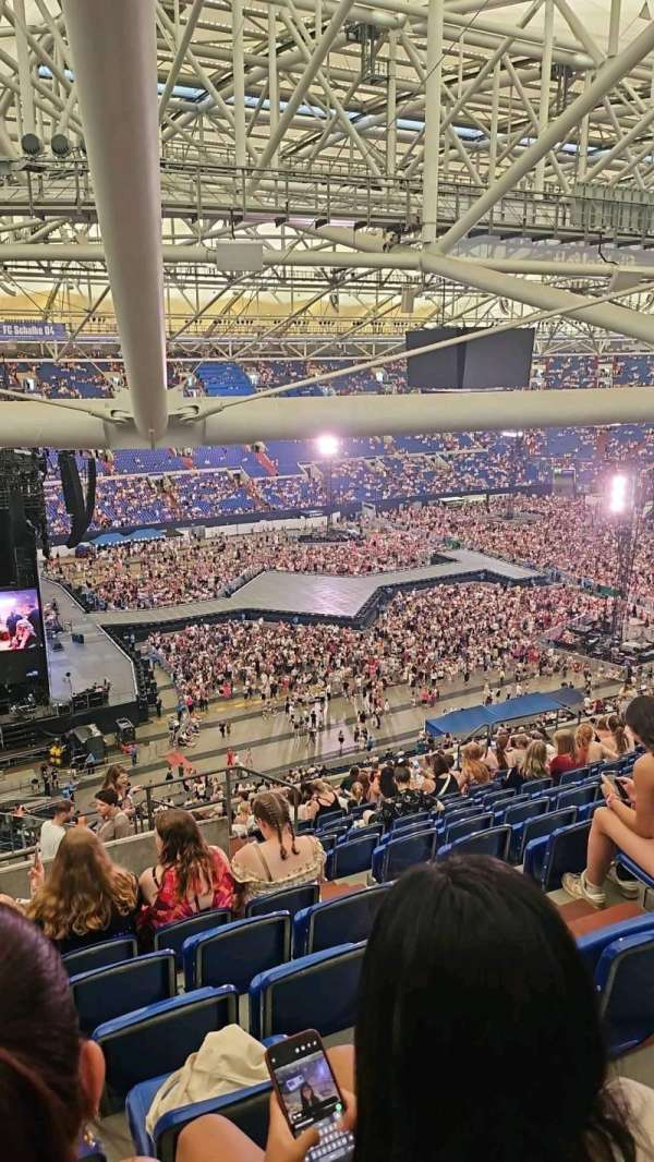 Photo by nyanbina at Veltins-Arena