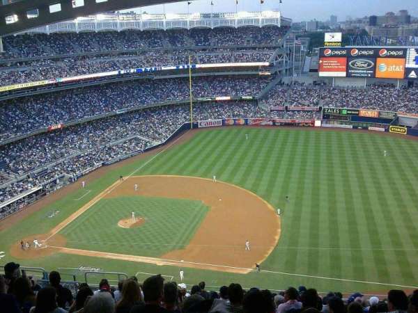 Yankee Stadium, section: 414, row: 14, seat: 20
