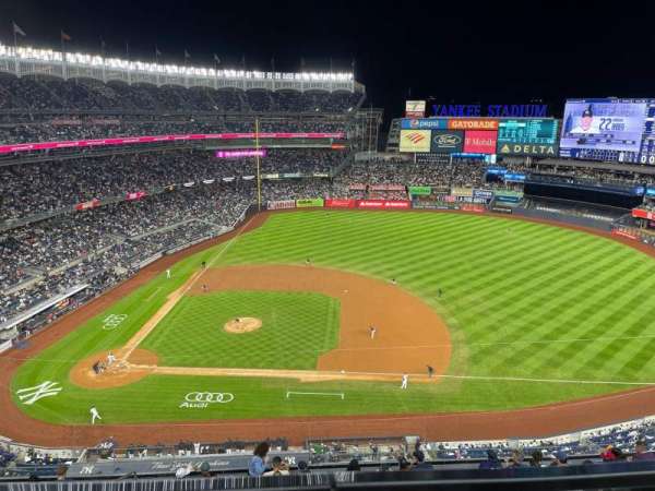 Yankee Stadium, section: 416, row: 1, seat: 1