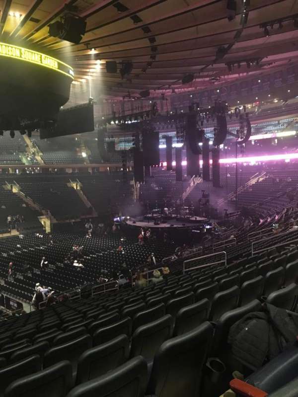 Madison Square Garden, section: 106, row: 22, seat: 3