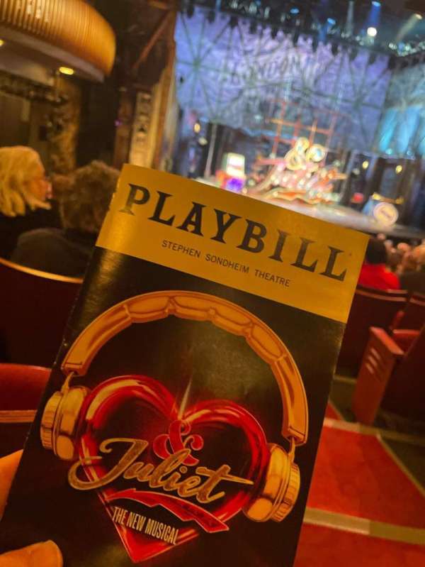 Stephen Sondheim Theatre, section: Orchestra L, row: R, seat: 1