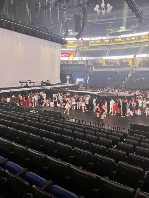 Kia Center, section: 115, row: 10, seat: 1