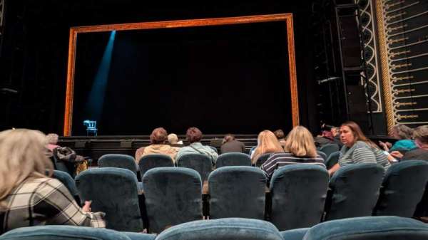 Ed Mirvish Theatre, section: Orchestra R, row: DD, seat: 29