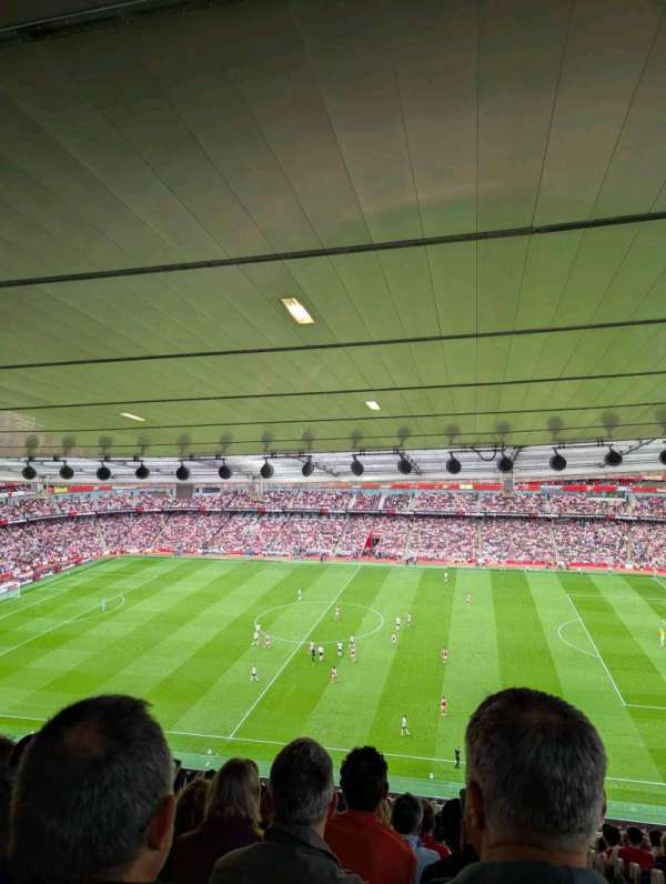 Emirates Stadium, section: 111, row: 27, seat: 564