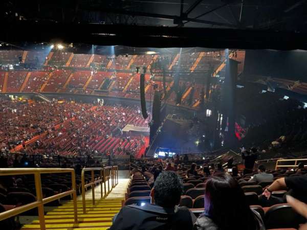 Kia Forum, section: 213, row: 18, seat: 1