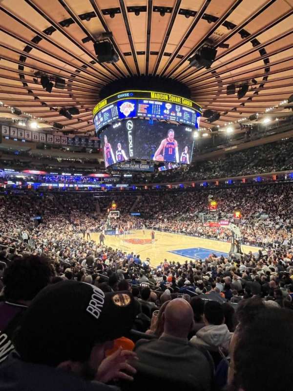 Madison Square Garden, section: 110, row: 10, seat: 12