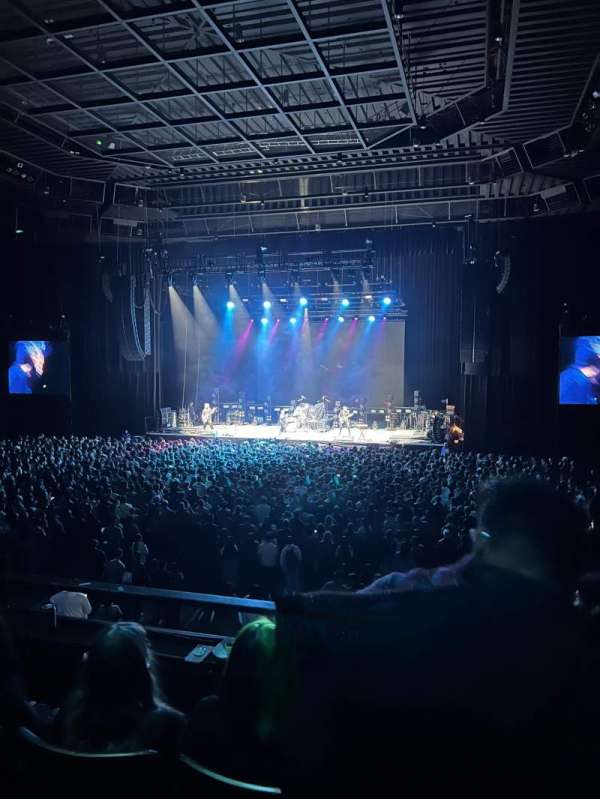 Bill Graham Civic Auditorium, section: 120, row: C, seat: 11
