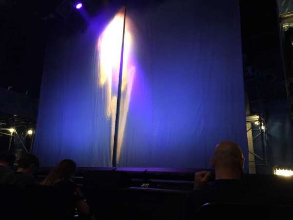 Longacre Theatre, section: Orchestra R, row: C, seat: 1