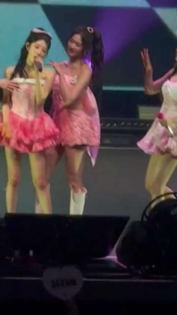Coca-Cola Roxy, section: 201, row: D, seat: 40
