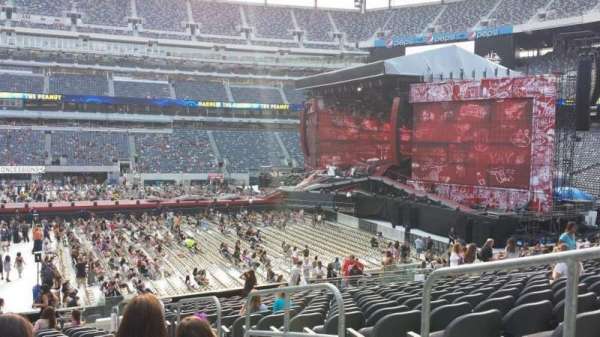 MetLife Stadium, section: 113, row: 20, seat: 3