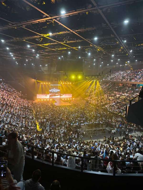 Accor Arena, section: Balcon T, row: 85, seat: 29
