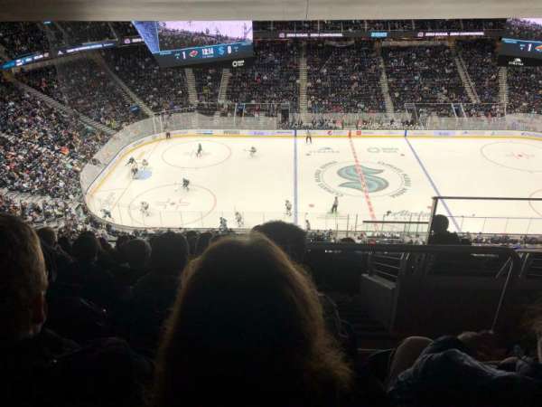 Climate Pledge Arena, section: 215, row: H, seat: 4