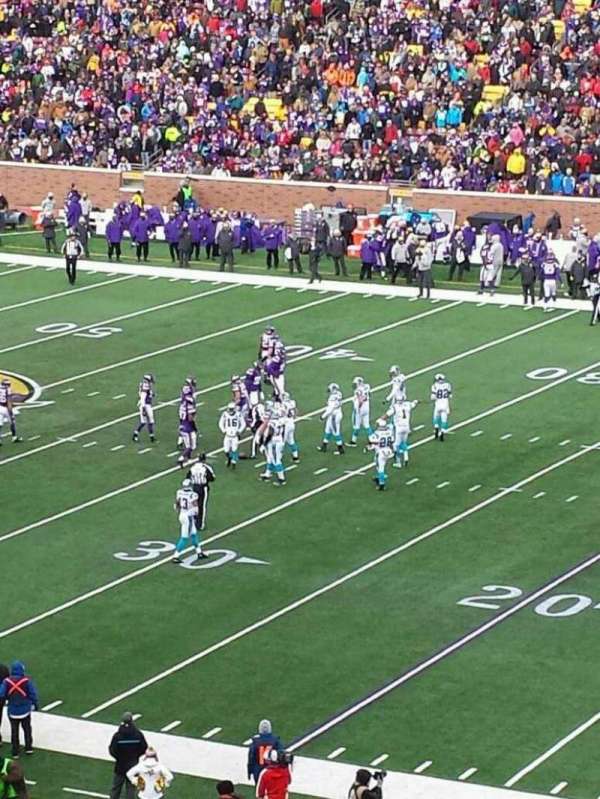 Huntington Bank Stadium, section: 235, row: 11, seat: 18