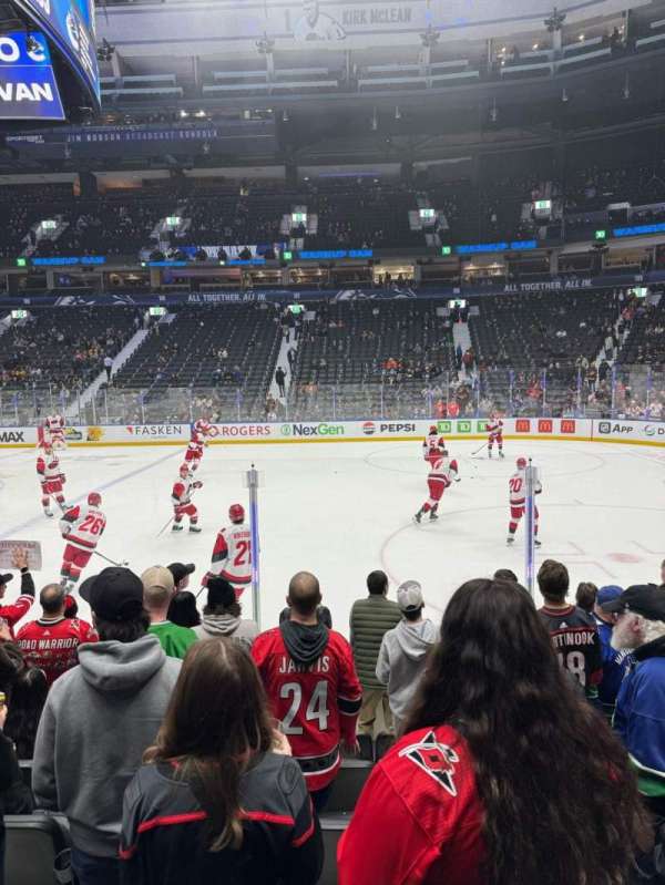 Rogers Arena, section: 116, row: 7, seat: 8