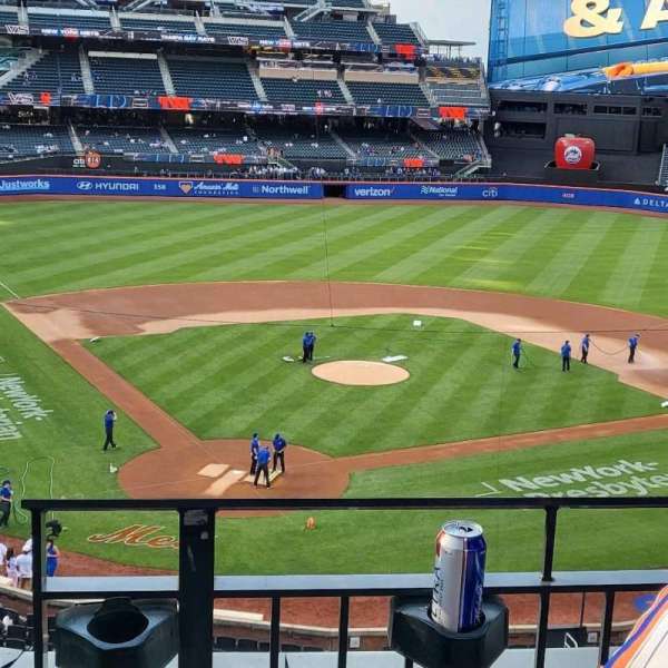 Citi Field, section: 317, row: 2, seat: 8