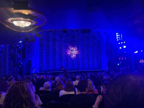 Lunt-Fontanne Theatre, section: Orchestra L, row: T, seat: 9