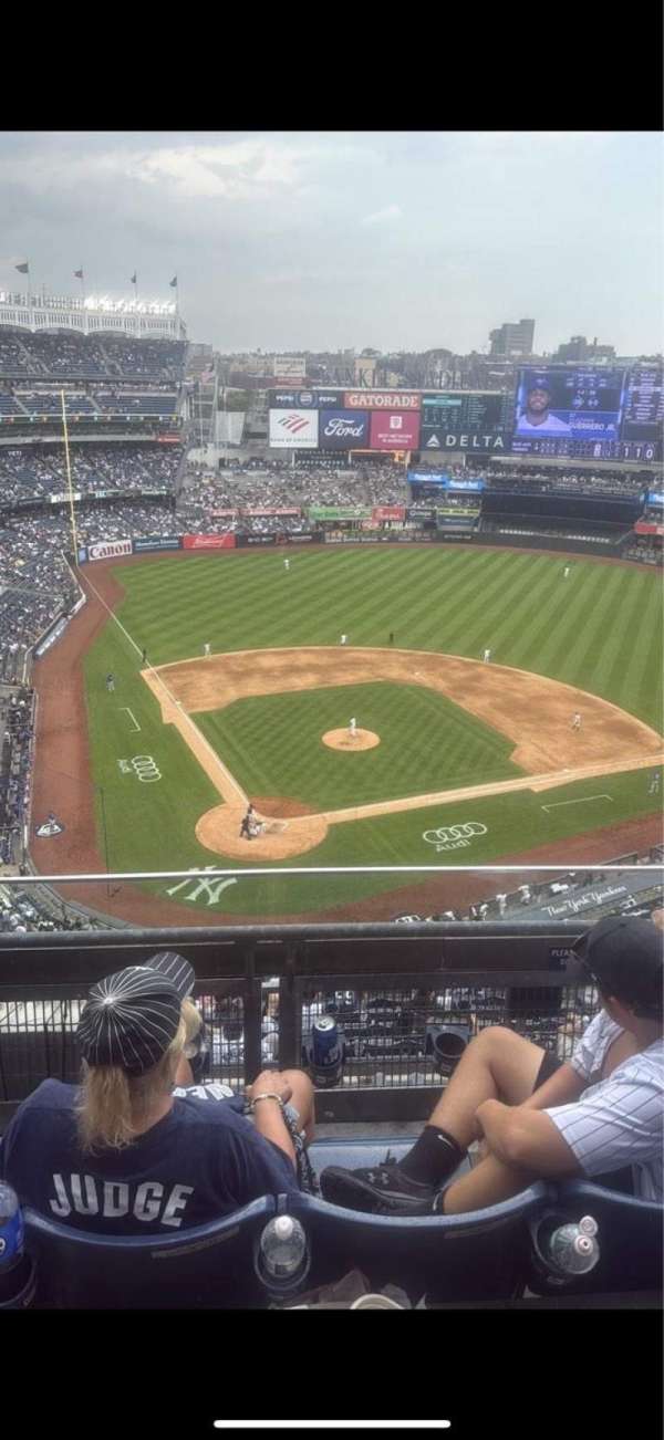 Yankee Stadium, section: 419, row: 3, seat: 12