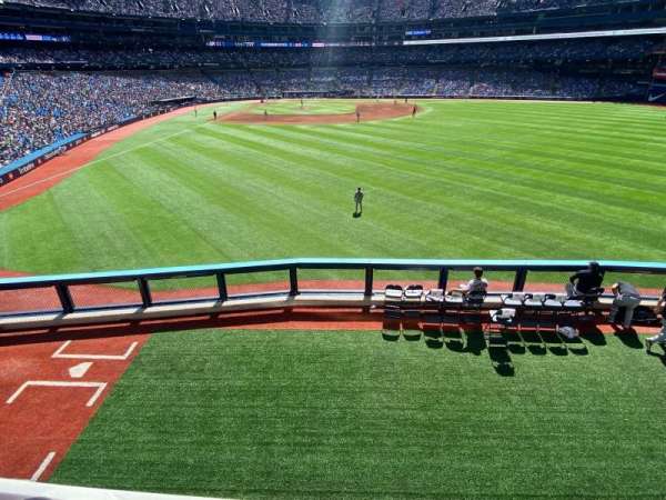 Rogers Centre, section: The Catch Bar