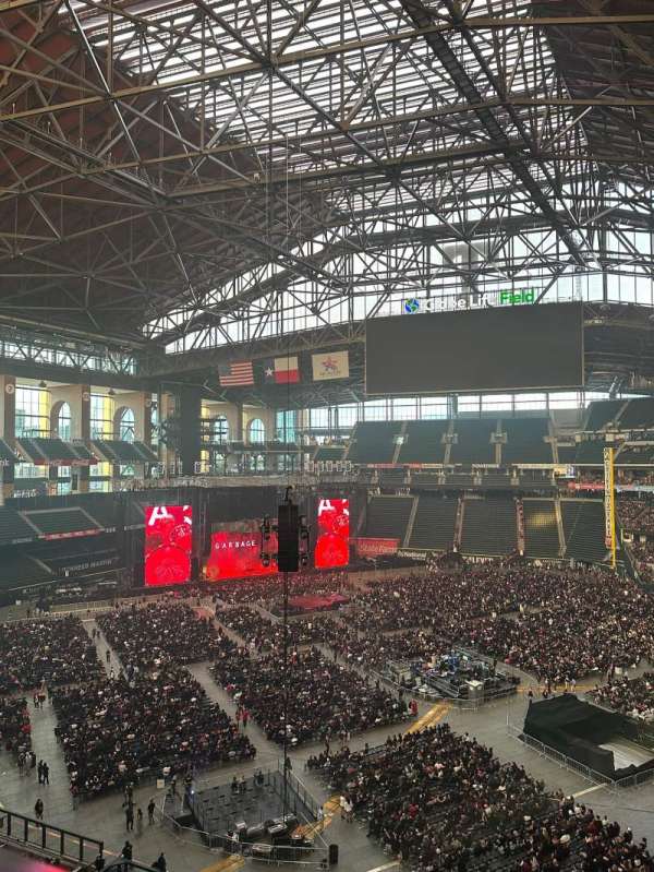 Globe Life Field, section: 211, row: 1, seat: 20