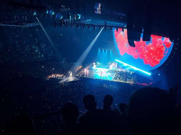 Accor Arena, section: Balcon F, row: 88, seat: 09