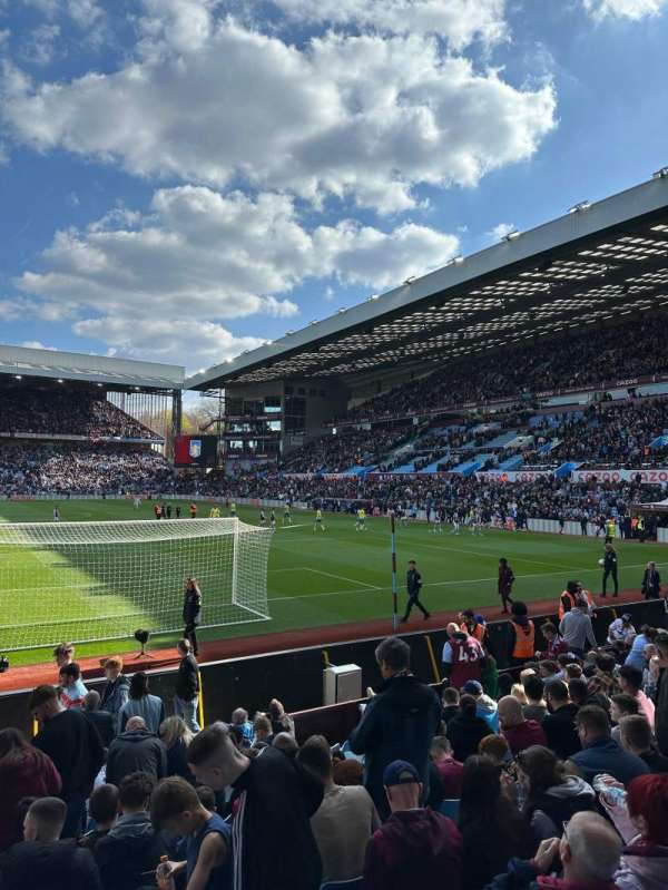 Villa Park, section: R4, row: N, seat: 79