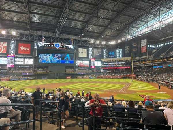 Chase Field, section: 124