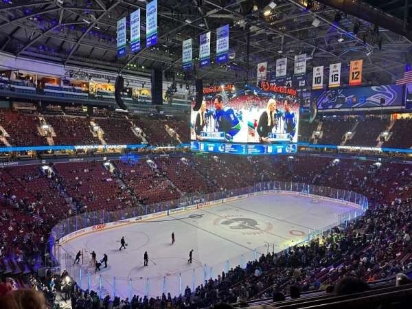 Rogers Arena, section: 327, row: 7, seat: 3