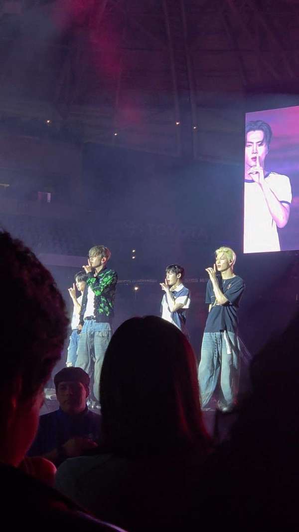 BMO Stadium, section: Floor B2, row: 16, seat: 7
