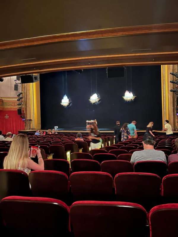 St. James Theatre, section: Orchestra R, row: Q, seat: 10
