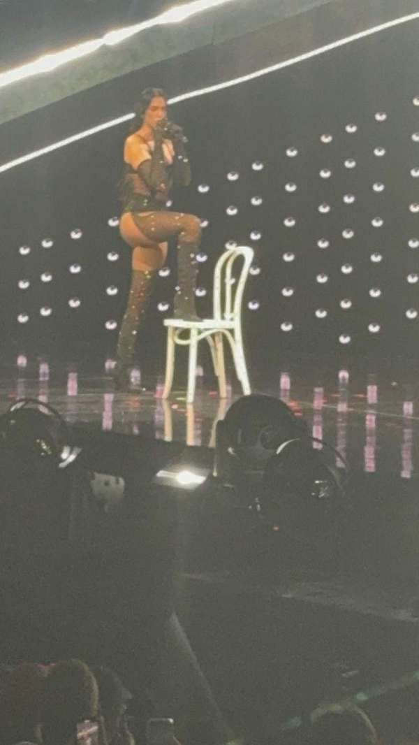 Madison Square Garden, section: 108, row: H, seat: 1