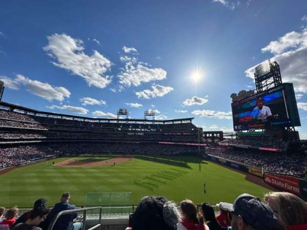 Citizens Bank Park, section: 201, row: 5, seat: 25