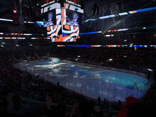Capital One Arena, section: 219, row: D, seat: 7