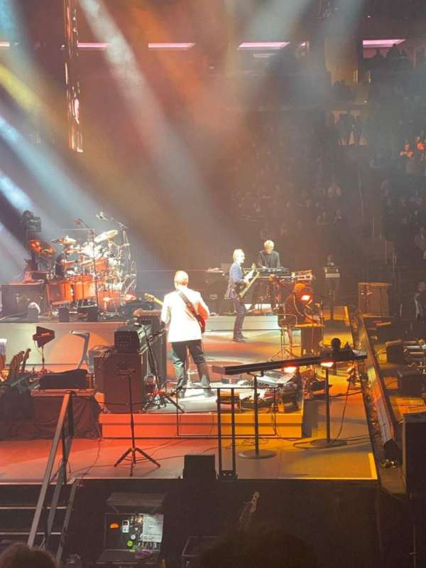 Madison Square Garden, section: 115, row: 9, seat: 17