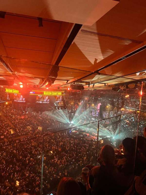 Madison Square Garden, section: 311, row: 2, seat: 7