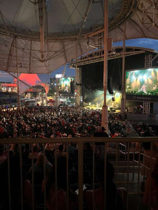 Hartford Healthcare Amphitheatre, section: 301, row: LLL, seat: 26