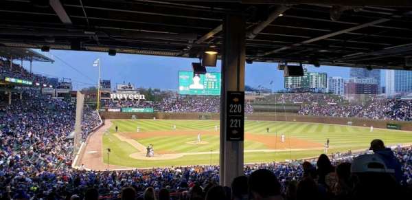Wrigley Field, section: 220, row: 16, seat: 21