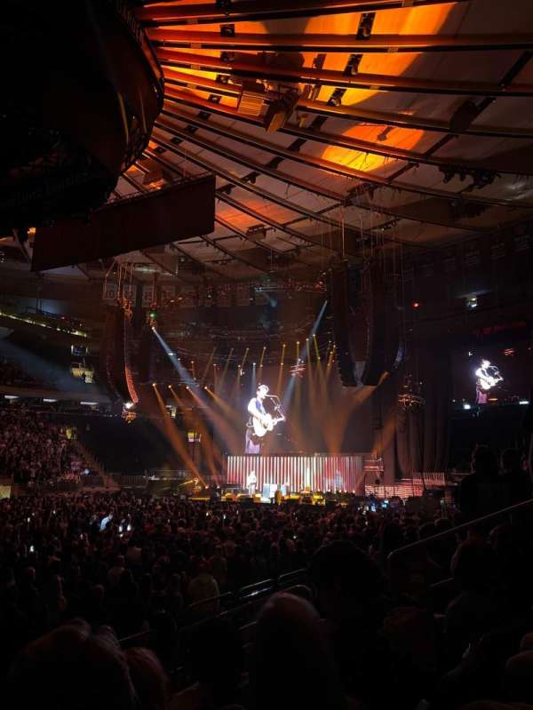Madison Square Garden, section: 106, row: 5, seat: 13