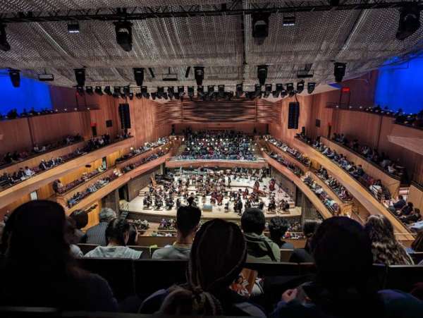 David Geffen Hall, section: Third Tier, row: DD, seat: 125