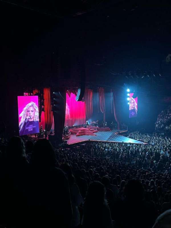 Barclays Center, section: 124, row: 7, seat: 17-18