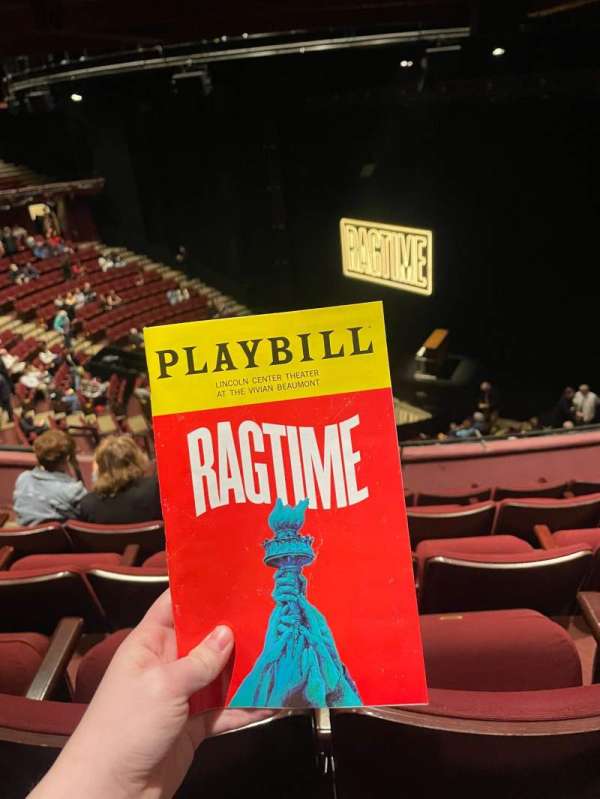 Vivian Beaumont Theater, section: Loge R, row: E, seat: 505