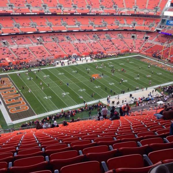 Huntington Bank Field, section: 504, row: 30, seat: 9