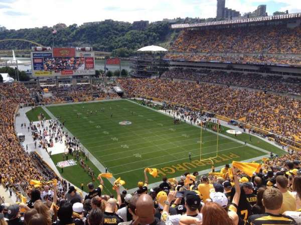 Acrisure Stadium, section: 519, row: U, seat: 18